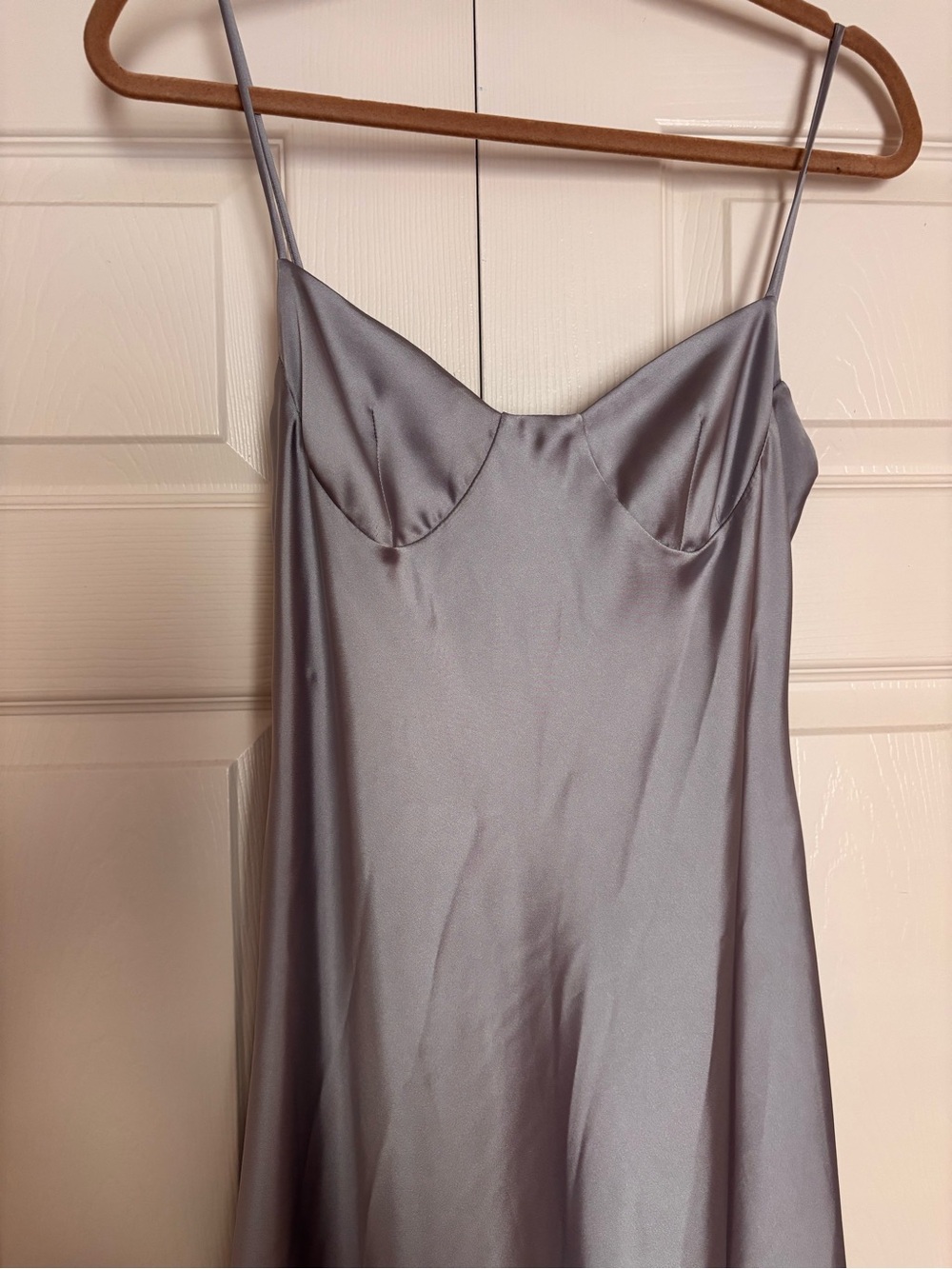 Zara Women’s Satin Cut Out Silver Dress - Picture 4 of 9